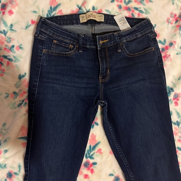 Can’t wear to small - Picture 2 of 4